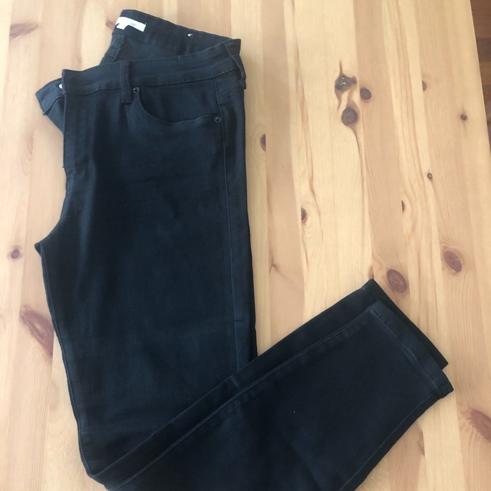 STS Blue Black Skinny Jeans Size 30